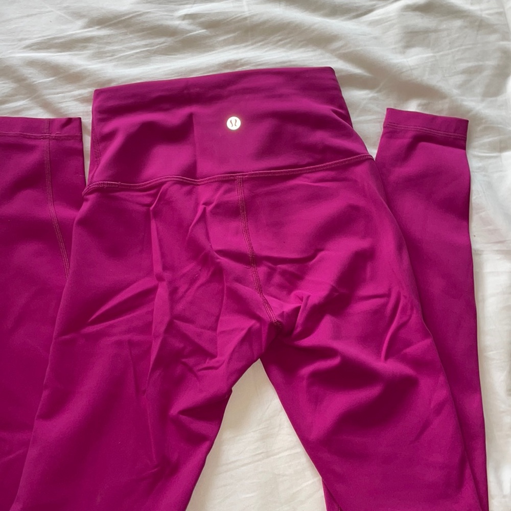 NWOT LULULEMON LEGGINGS